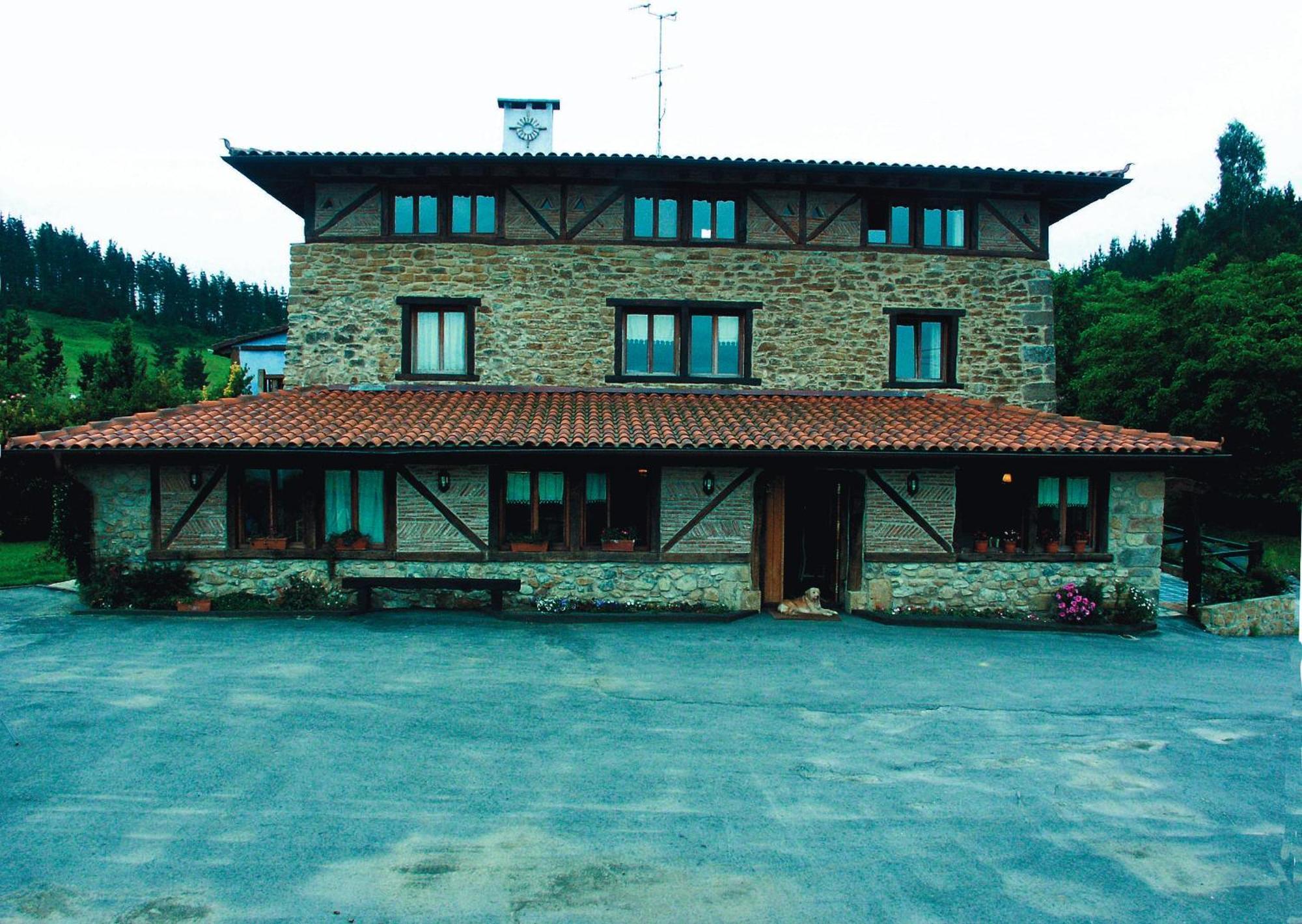 Aristieta Guest House Ajangiz Екстериор снимка
